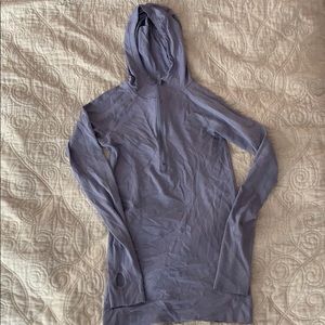 THIN PURPLE LULULEMON SWEATER